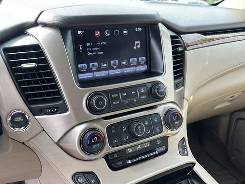 Used 2016 GMC Yukon Denali w/ Enhanced Security Package AWD/4WD image 12