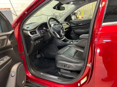 Used 2023 GMC Acadia SLT AWD/4WD image 11