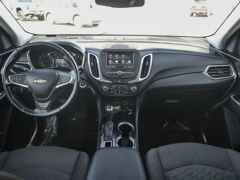 Used 2021 Chevrolet Equinox LT FWD image 12