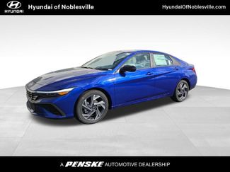 New 2025 Hyundai Elantra Sport image 1