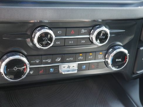 New 2025 Ford F350 Platinum w/ FX4 Off-Road Package image 23