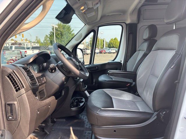 Used 2025 RAM ProMaster 2500 w/ Convenience Group FWD image 9