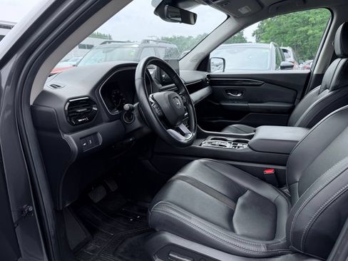 Used 2025 Honda Pilot Touring image 22