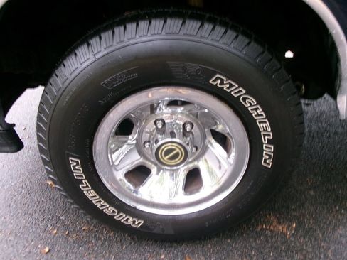 Used 1995 Ford F150 XLT image 30