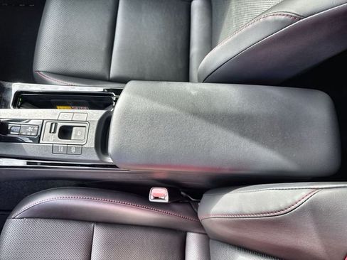 New 2026 Toyota Prius Plug-In Hybrid FWD image 29
