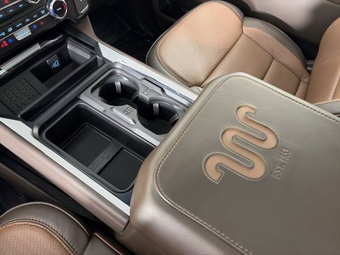 Certified 2025 Ford F450 King Ranch w/ FX4 Off-Road Package image 22