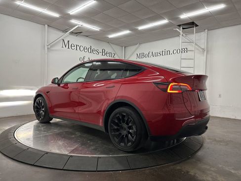 Used 2023 Tesla Model Y Long Range image 5