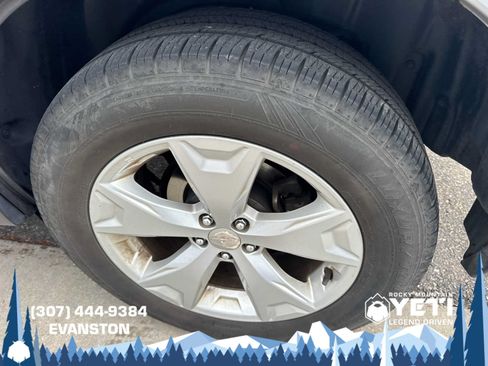 Used 2016 Subaru Forester 2.5i w/ Alloy Wheel Package AWD/4WD image 16