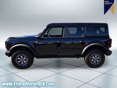 Certified 2025 Ford Bronco Badlands AWD/4WD image 4