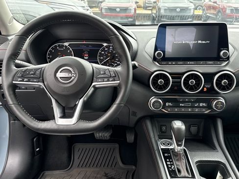 Certified 2025 Nissan Sentra SR w/ SR Premium Package image 6