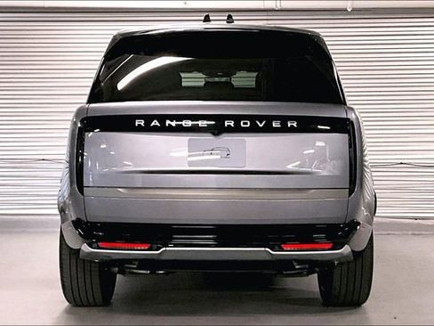 New 2026 Land Rover Range Rover SE image 5