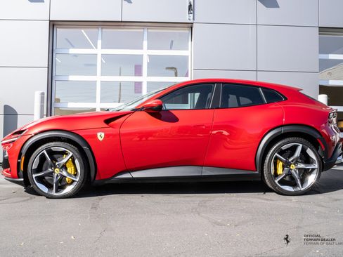 Certified 2024 Ferrari Purosangue image 3