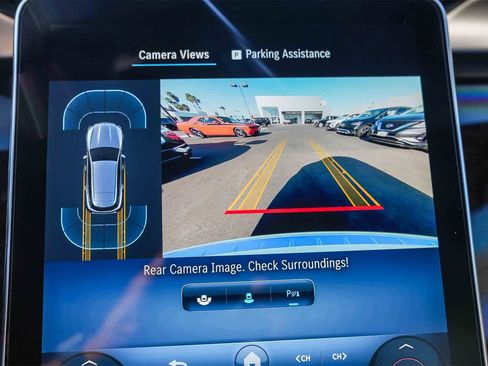 Used 2025 Mercedes-Benz GLC 350e GLC 350e image 16