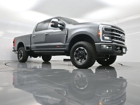 Used 2024 Ford F250 Platinum w/ Tremor Off-Road Package image 47