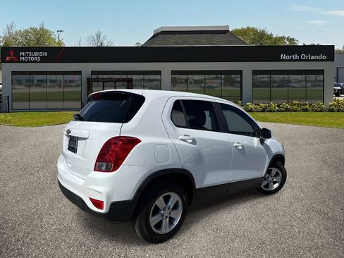 Used 2020 Chevrolet Trax LS FWD image 5