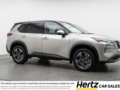 Used 2025 Nissan Rogue SV