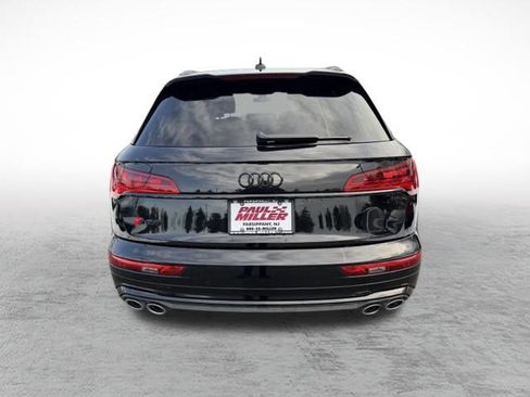 Used 2023 Audi SQ5 Prestige w/ Prestige Package image 5