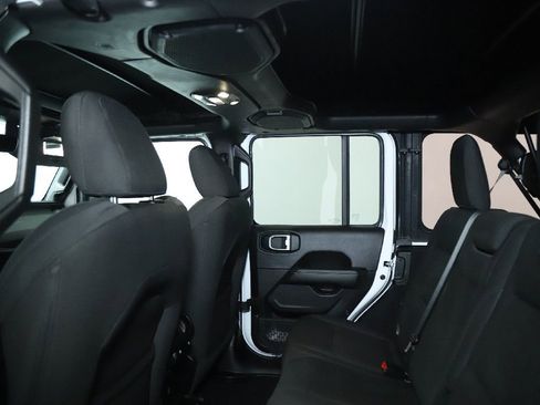 Used 2023 Jeep Wrangler Sahara w/ Cold Weather Group image 15