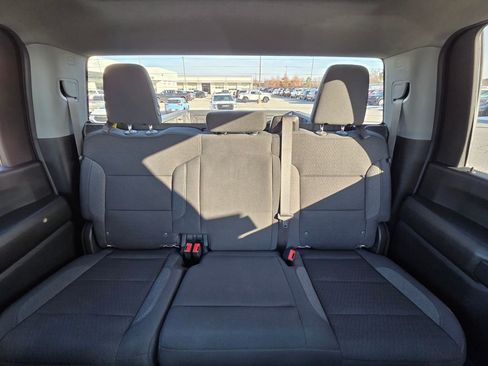 Used 2025 Chevrolet Silverado 2500 Custom w/ Custom Value Package image 28