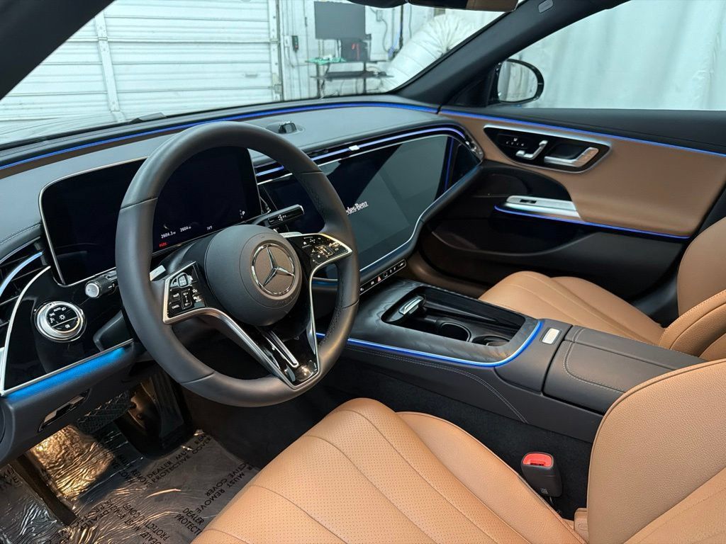Used 2026 Mercedes-Benz E 350 4MATIC Sedan image 14
