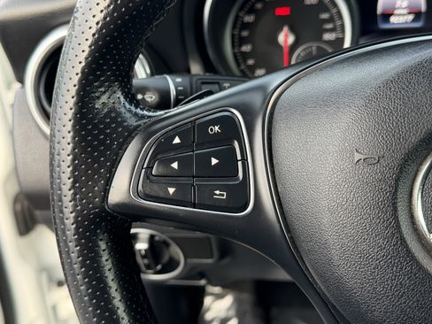 Used 2019 Mercedes-Benz GLA 250 image 24