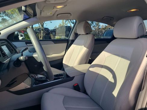 Used 2016 Hyundai Sonata SE image 27
