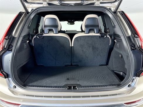 Certified 2026 Volvo XC90 T8 Plus w/ Protection Package Premier AWD/4WD image 27