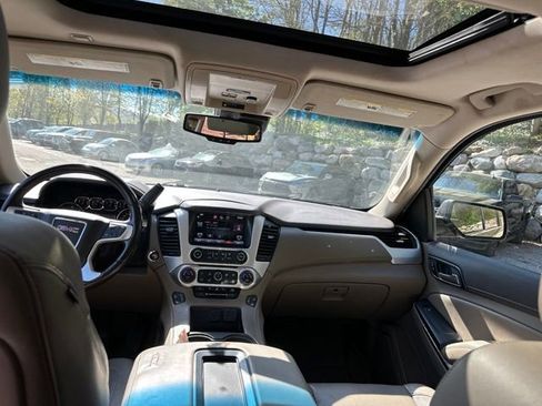 Used 2015 GMC Yukon XL SLT w/ Open Road Package AWD/4WD image 27