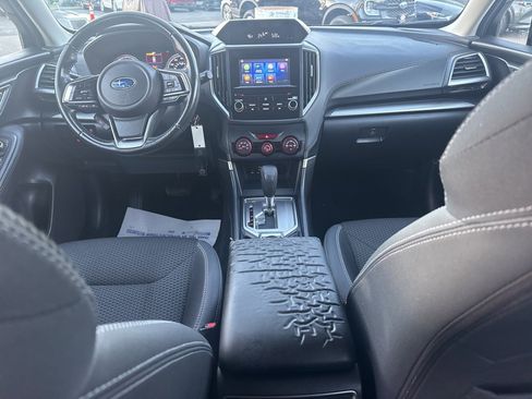 Used 2019 Subaru Forester Premium w/ All-Weather Package image 24