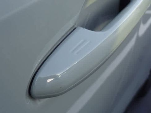 Used 2023 Toyota RAV4 XLE image 23