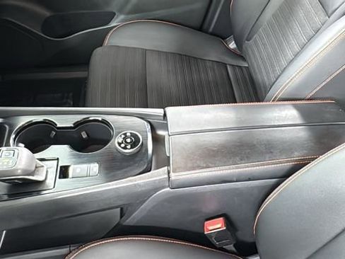 Certified 2025 Nissan Rogue SV AWD/4WD image 34