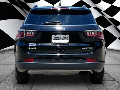 Used 2020 Jeep Compass Limited w/ Luxury Seat Group AWD/4WD image 4