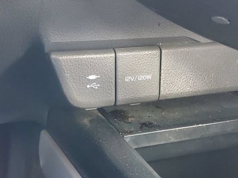 Used 2018 Toyota Camry XLE FWD image 22