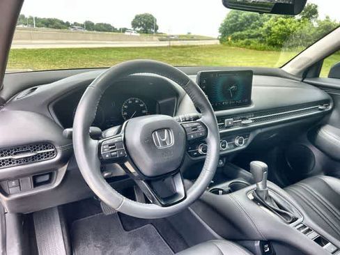 Used 2023 Honda HR-V EX-L image 15