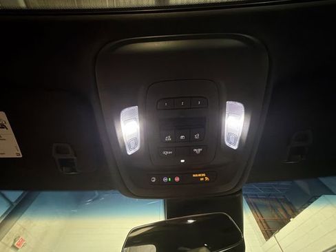 Certified 2021 Cadillac CT5 Premium Luxury image 22