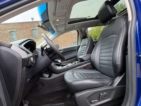 Used 2015 Ford Edge SEL w/ Equipment Group 201A AWD/4WD image 2
