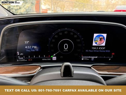 Used 2024 Cadillac Escalade Sport Platinum image 17