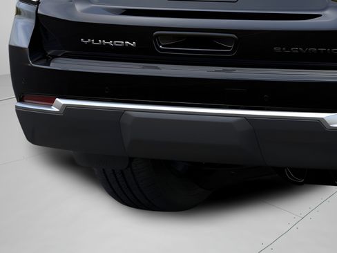 New 2026 GMC Yukon Elevation image 14