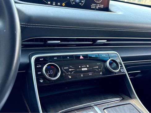 Used 2024 Genesis GV80 2.5T image 11