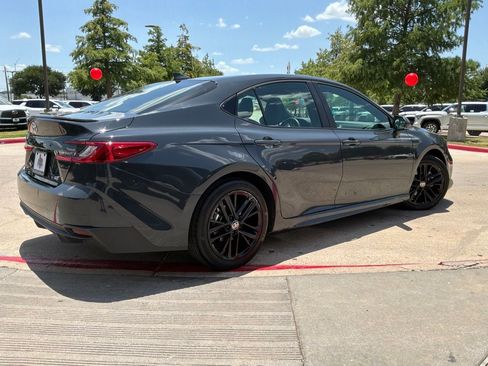 Used 2026 Toyota Camry SE FWD image 6