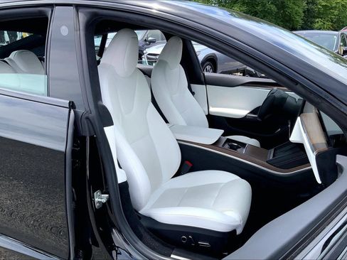 Used 2022 Tesla Model S AWD/4WD image 7