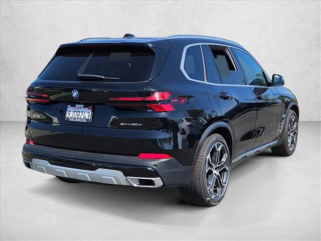 Used 2024 BMW X5 xDrive50e w/ Premium Package AWD/4WD image 5