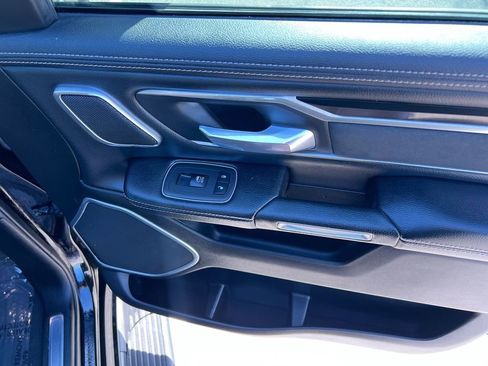 Used 2019 RAM 1500 Laramie image 30