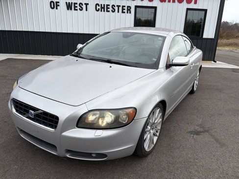 Used 2006 Volvo C70 T5 FWD image 2