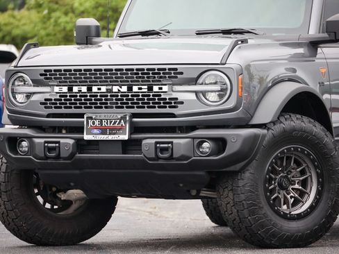 Certified 2022 Ford Bronco Badlands w/ Sasquatch Package AWD/4WD image 14