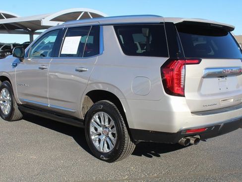 Used 2021 GMC Yukon Denali w/ Advanced Technology Package image 11