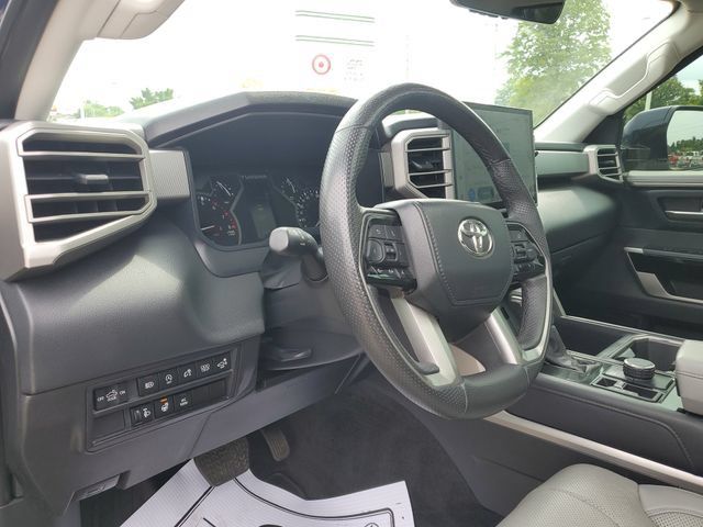 Used 2022 Toyota Tundra Limited AWD/4WD image 8