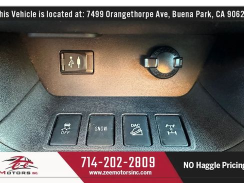 Used 2016 Toyota Highlander XLE AWD/4WD image 27