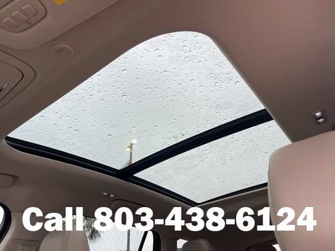 Used 2023 Lincoln Aviator 2WD w/ Premium Package image 18