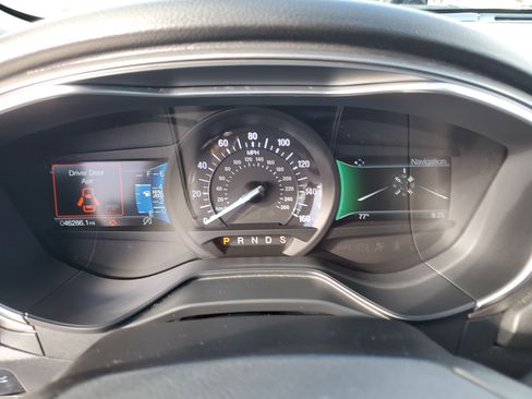 Used 2019 Ford Fusion SE image 33